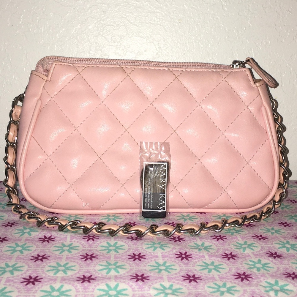 Compact Cheek Brush  Mary Kay